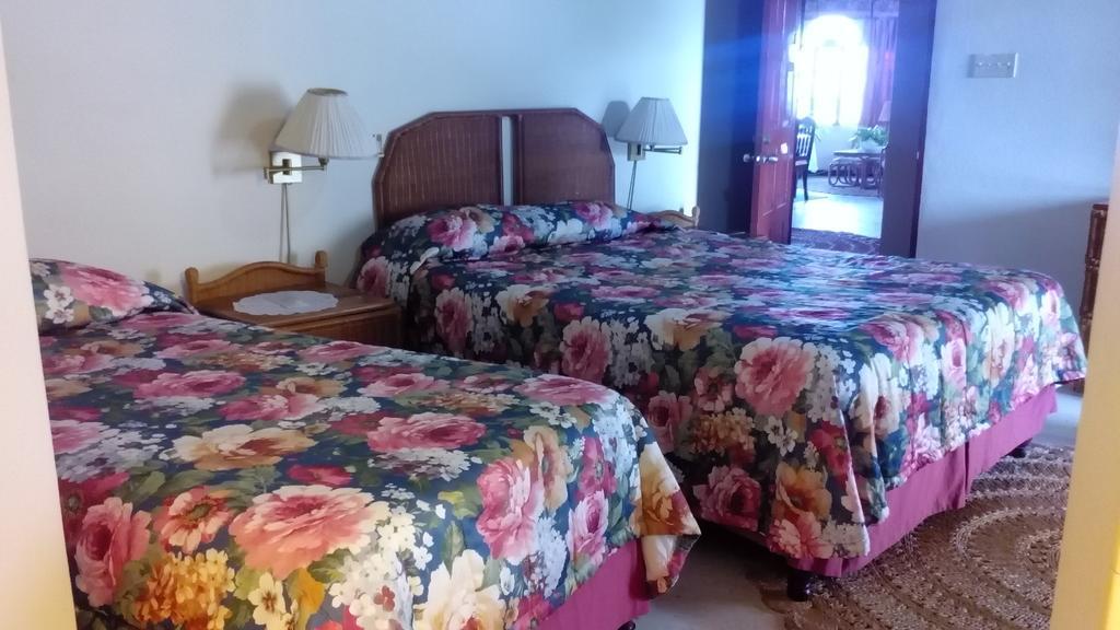 Hotel Relax Resort Montego Bay Exteriör bild