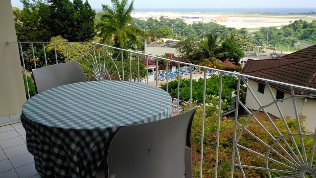 Hotel Relax Resort Montego Bay Exteriör bild