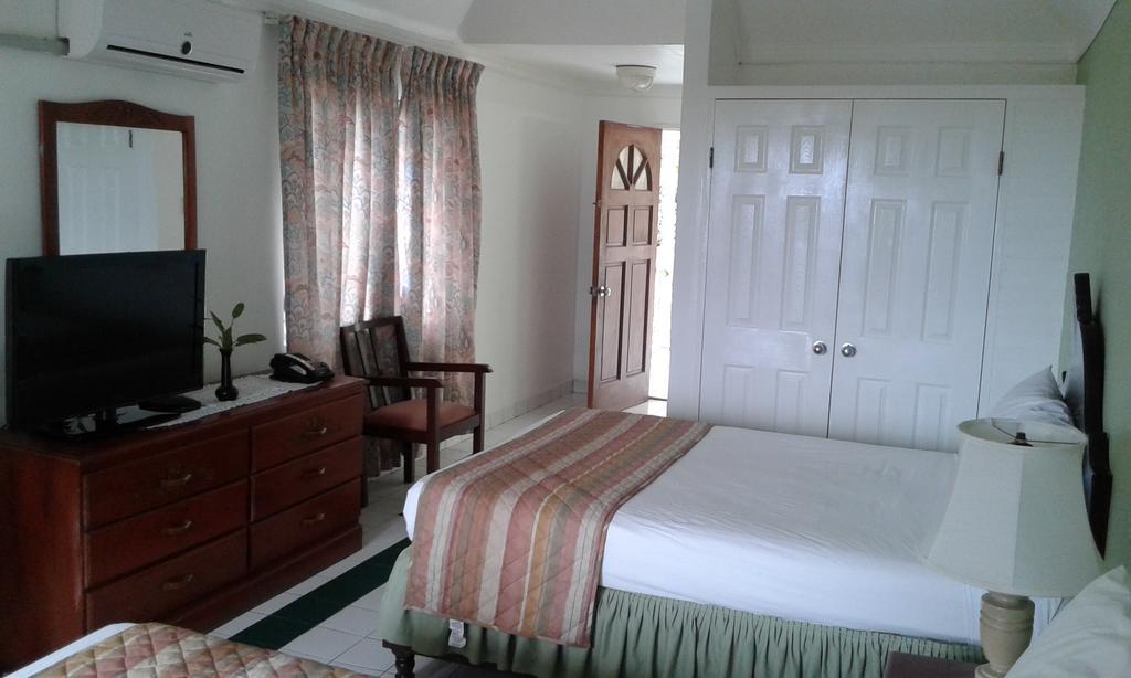 Hotel Relax Resort Montego Bay Exteriör bild