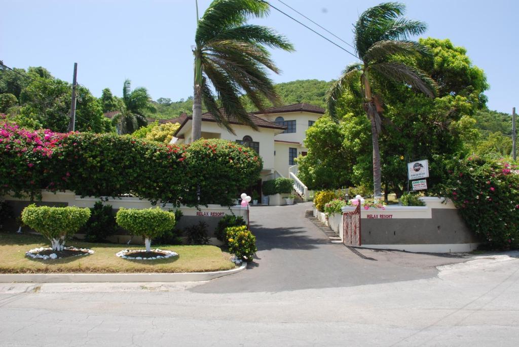 Hotel Relax Resort Montego Bay Exteriör bild